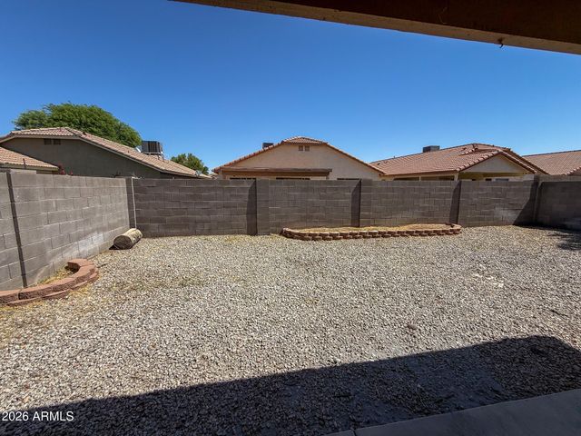 1330 E SANTA FIORE Street, San Tan Valley, AZ 85140