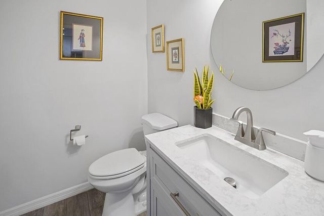 7620 NW 79th Avenue J8, Tamarac, FL 33321