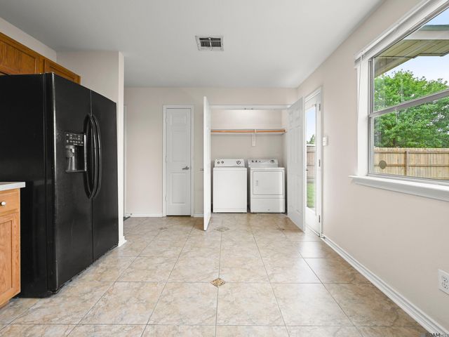 23551 Wellington Ave, Denham Springs, LA 70726