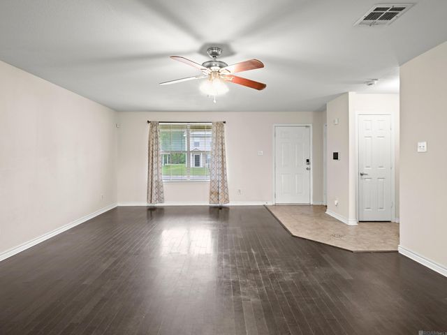 23551 Wellington Ave, Denham Springs, LA 70726