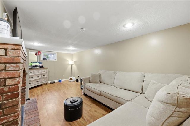 504 NE Lynn Street, Lee's Summit, MO 64063