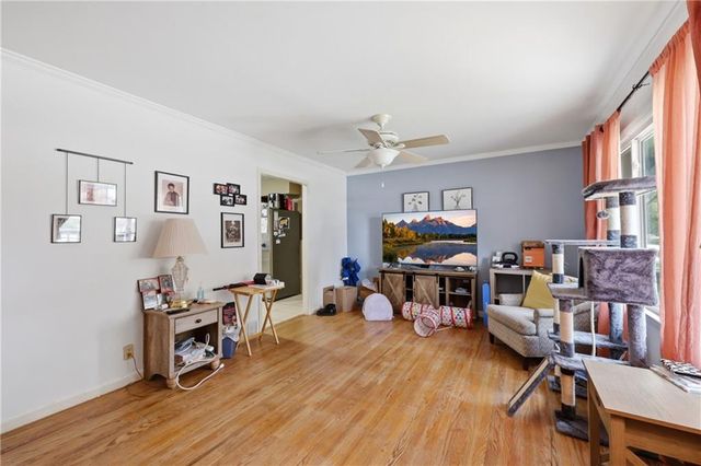 504 NE Lynn Street, Lee's Summit, MO 64063
