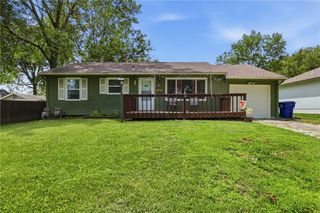 504 NE Lynn Street, Lee's Summit, MO 64063