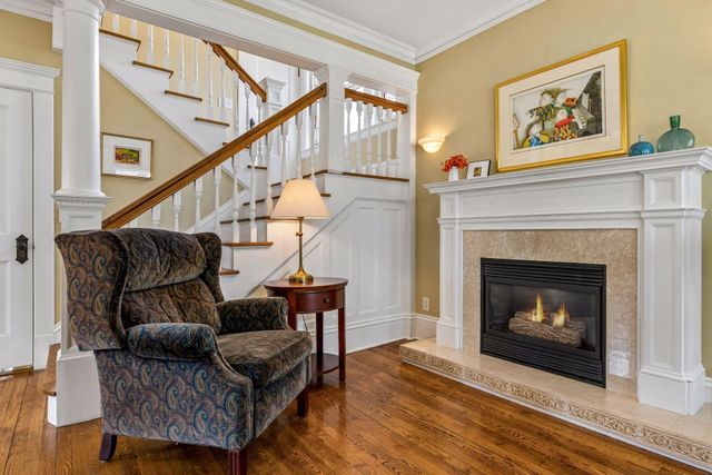 862 Linwood Avenue, Saint Paul, MN 55105