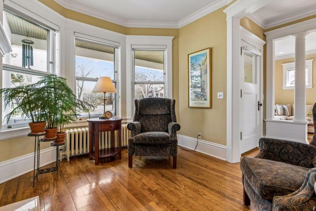 862 Linwood Avenue, Saint Paul, MN 55105