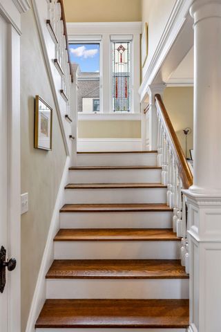 862 Linwood Avenue, Saint Paul, MN 55105