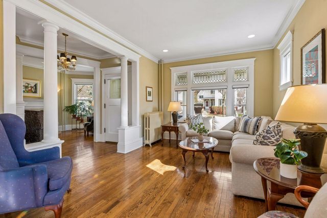 862 Linwood Avenue, Saint Paul, MN 55105