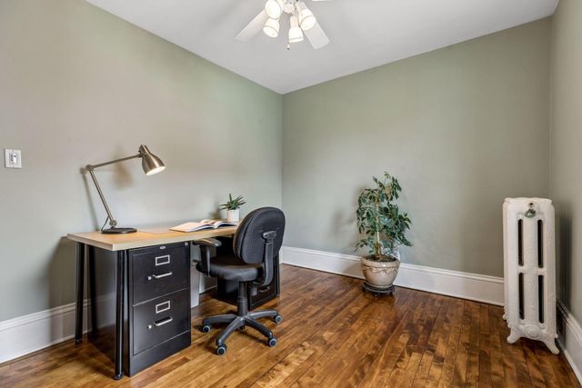 862 Linwood Avenue, Saint Paul, MN 55105