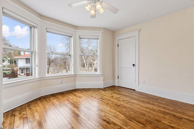 862 Linwood Avenue, Saint Paul, MN 55105