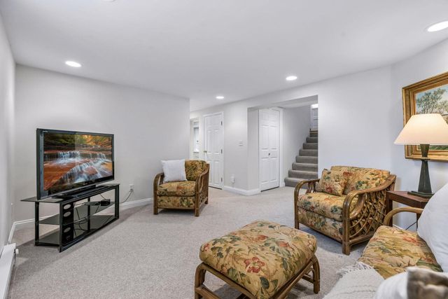 862 Linwood Avenue, Saint Paul, MN 55105