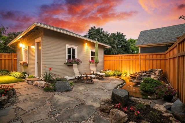 862 Linwood Avenue, Saint Paul, MN 55105