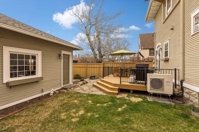 862 Linwood Avenue, Saint Paul, MN 55105