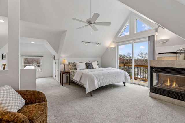 862 Linwood Avenue, Saint Paul, MN 55105