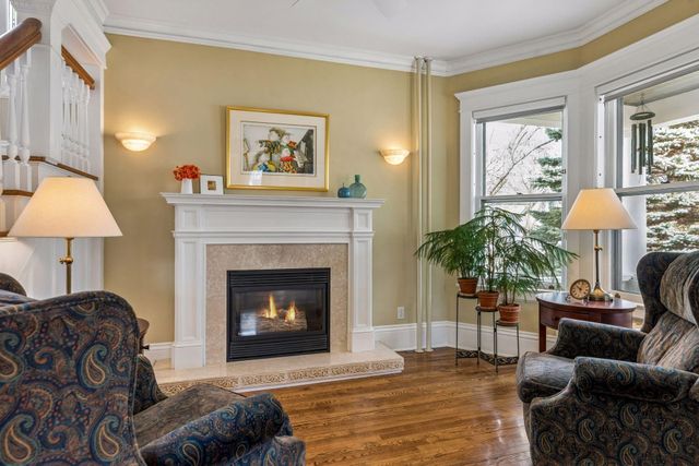 862 Linwood Avenue, Saint Paul, MN 55105