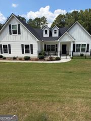 1206 Dead Oak Road, Senoia, GA 30276