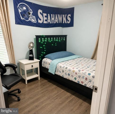 1039 CLEARWATER AVE, Manahawkin, NJ 08050