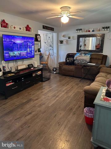 1039 CLEARWATER AVE, Manahawkin, NJ 08050