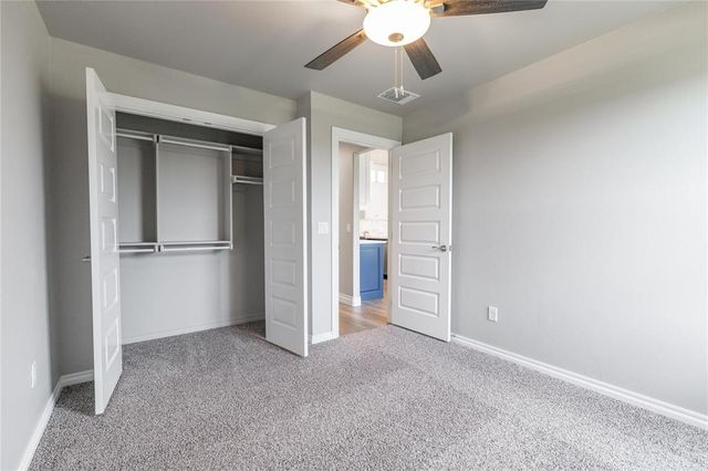 916 Peony Place, Edmond, OK 73034