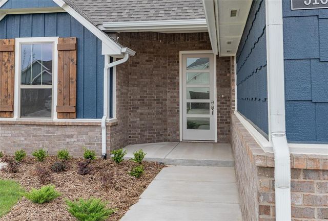 916 Peony Place, Edmond, OK 73034