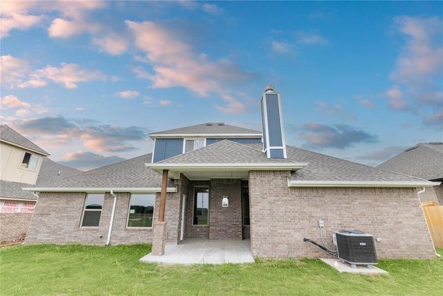 916 Peony Place, Edmond, OK 73034