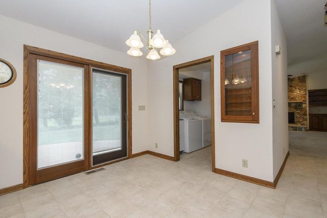2885 S 126th STREET, New Berlin, WI 53151