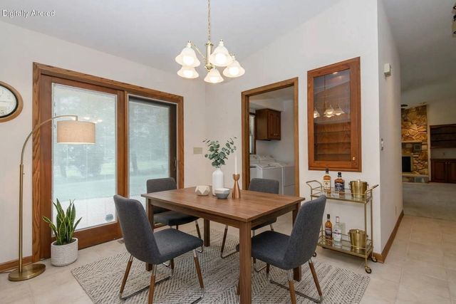 2885 S 126th STREET, New Berlin, WI 53151