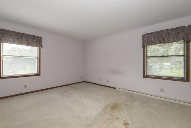 2885 S 126th STREET, New Berlin, WI 53151