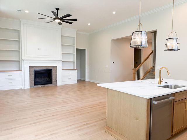 1356 Woodland Run Way, New Albany, OH 43054