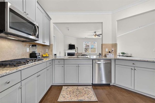 924 Dexter Drive, Stockbridge, GA 30281