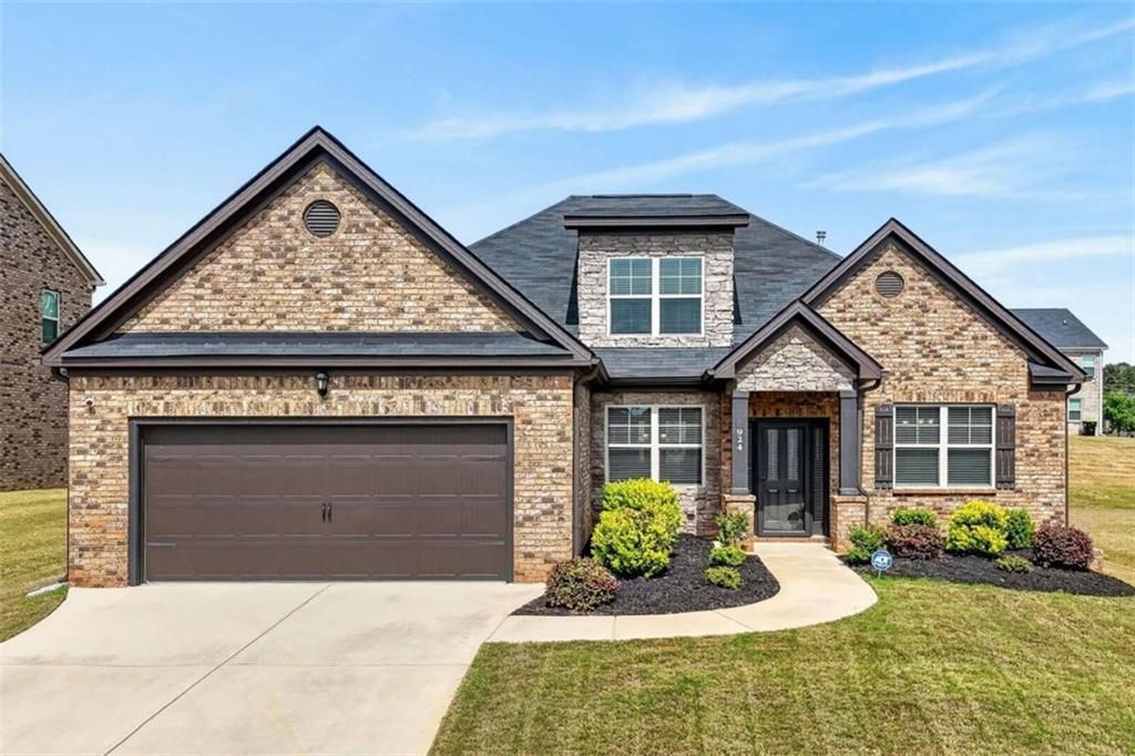 924 Dexter Drive, Stockbridge, GA 30281