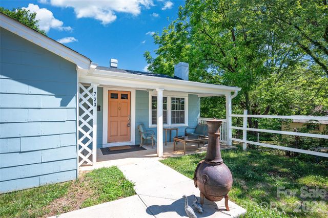 723 F Avenue SE, Hickory, NC 28602
