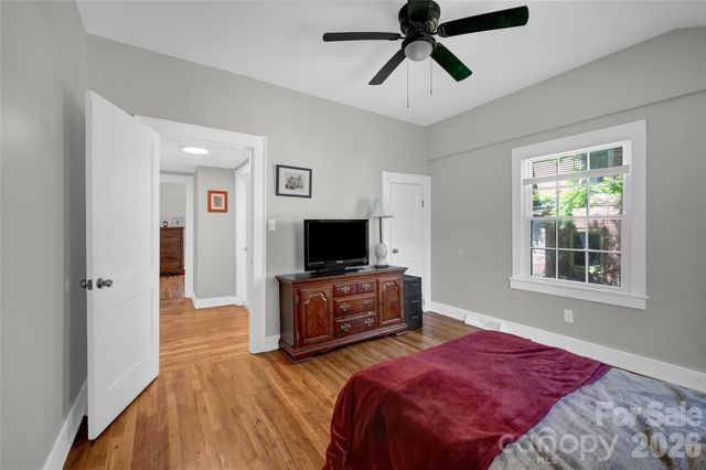 723 F Avenue SE, Hickory, NC 28602