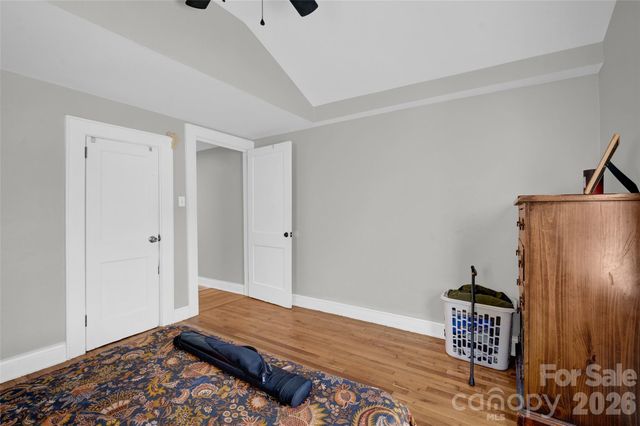 723 F Avenue SE, Hickory, NC 28602