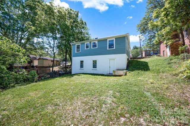 723 F Avenue SE, Hickory, NC 28602