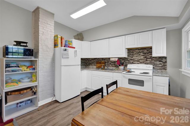 723 F Avenue SE, Hickory, NC 28602
