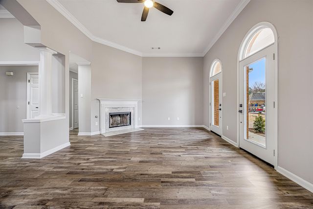 3082 WOODLAND CREST DR, Lakeland, TN 38002