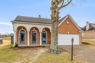 3082 WOODLAND CREST DR, Lakeland, TN 38002