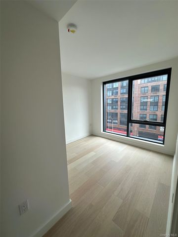 144-49 Northern Boulevard 520, Flushing, NY 11354