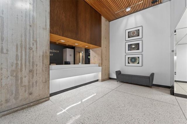 2510 Grand Boulevard 1102, Kansas City, MO 64108