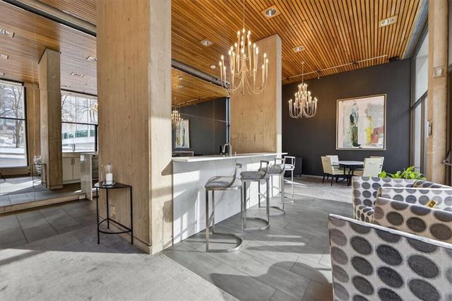 2510 Grand Boulevard 1102, Kansas City, MO 64108