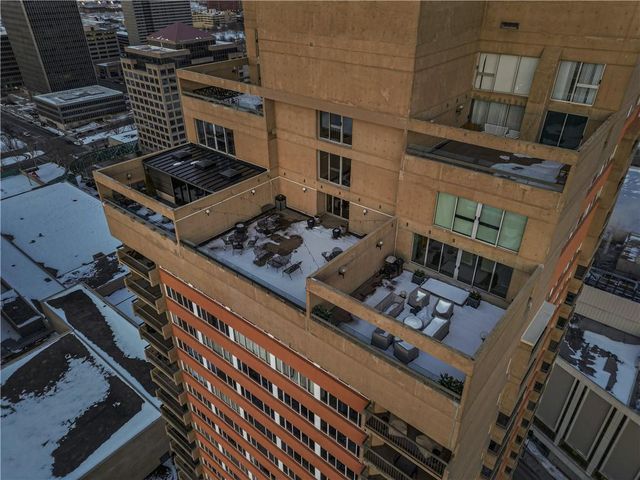 2510 Grand Boulevard 1102, Kansas City, MO 64108