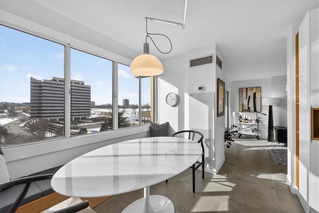 2510 Grand Boulevard 1102, Kansas City, MO 64108