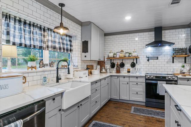 18541 FM 17, Canton, TX 75103