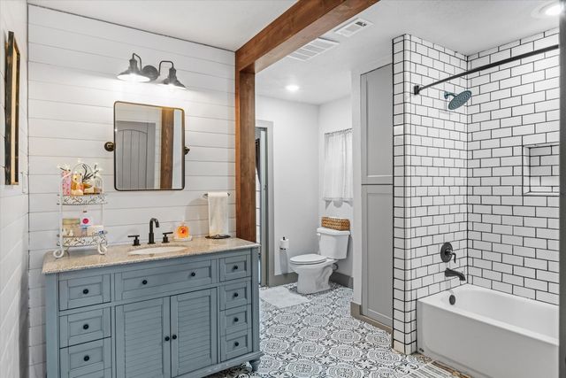 18541 FM 17, Canton, TX 75103