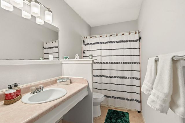 12214 Hillcroft Avenue, Houston, TX 77035