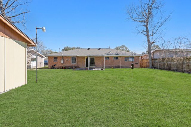 12214 Hillcroft Avenue, Houston, TX 77035