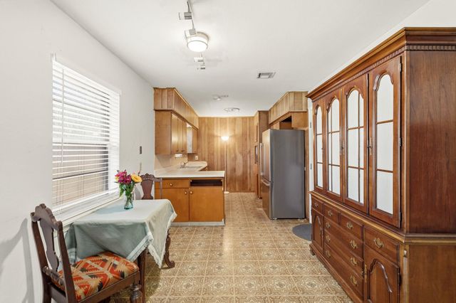 12214 Hillcroft Avenue, Houston, TX 77035