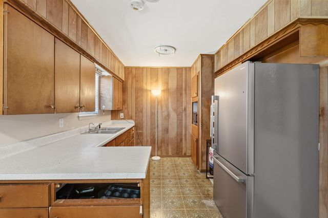 12214 Hillcroft Avenue, Houston, TX 77035