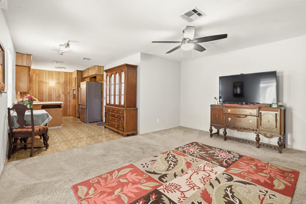 12214 Hillcroft Avenue, Houston, TX 77035