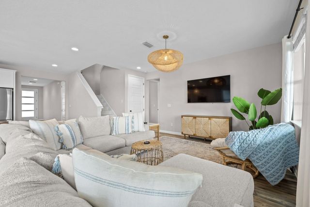 41 LOS LAGOS BOULEVARD, Palm Coast, FL 32137